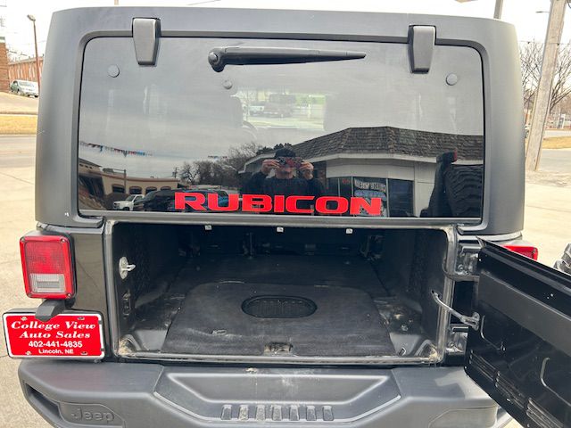 Additional photo of vehicle.