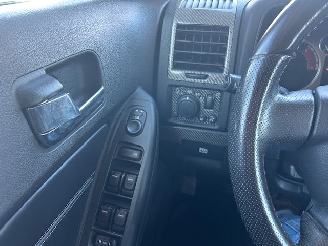 Additional photo of vehicle.