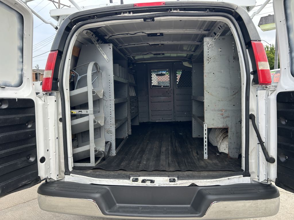 GMC SAVANA 2016 GMC SAVANA 1GTW7AFF0G1903888
