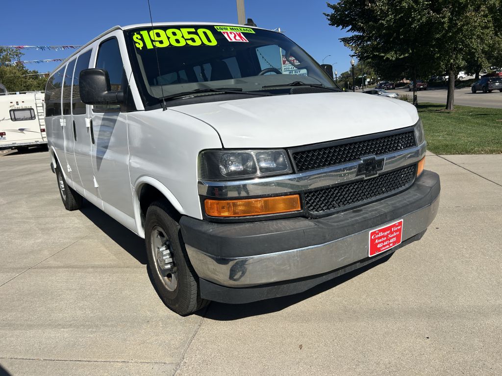 Photo 2 of this CHEVROLET EXPRESS G3500
