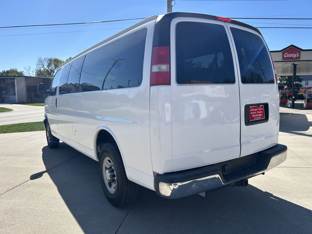 Photo 6 of this CHEVROLET EXPRESS G3500