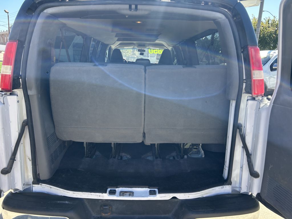 Photo 12 of this CHEVROLET EXPRESS G3500
