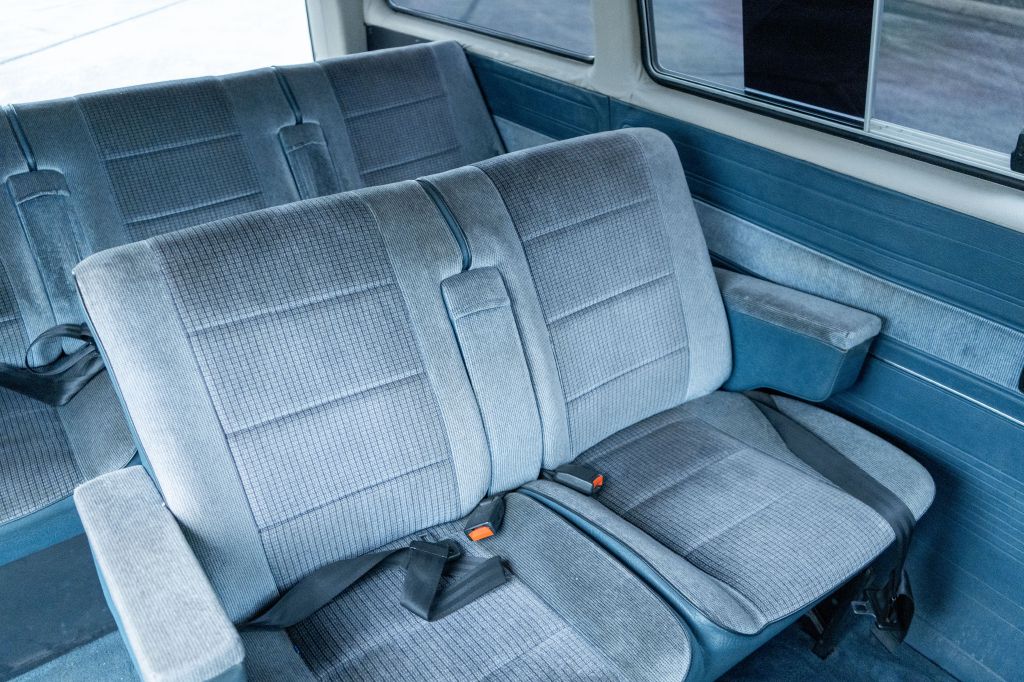 Photo 87 of this VOLKSWAGEN VANAGON
