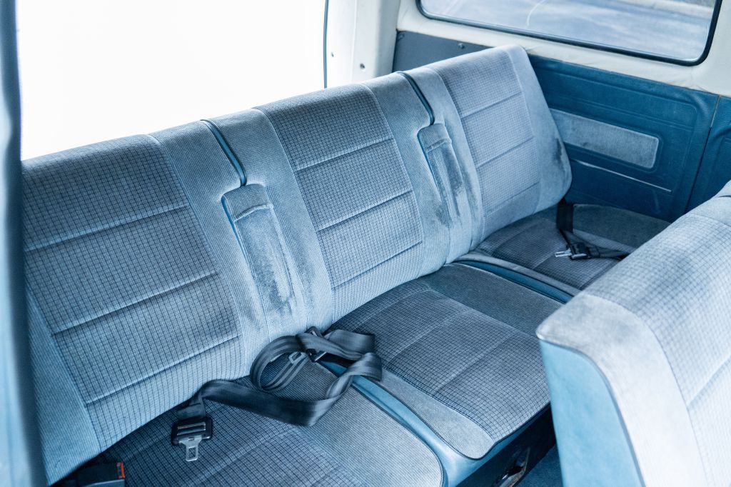 Photo 89 of this VOLKSWAGEN VANAGON