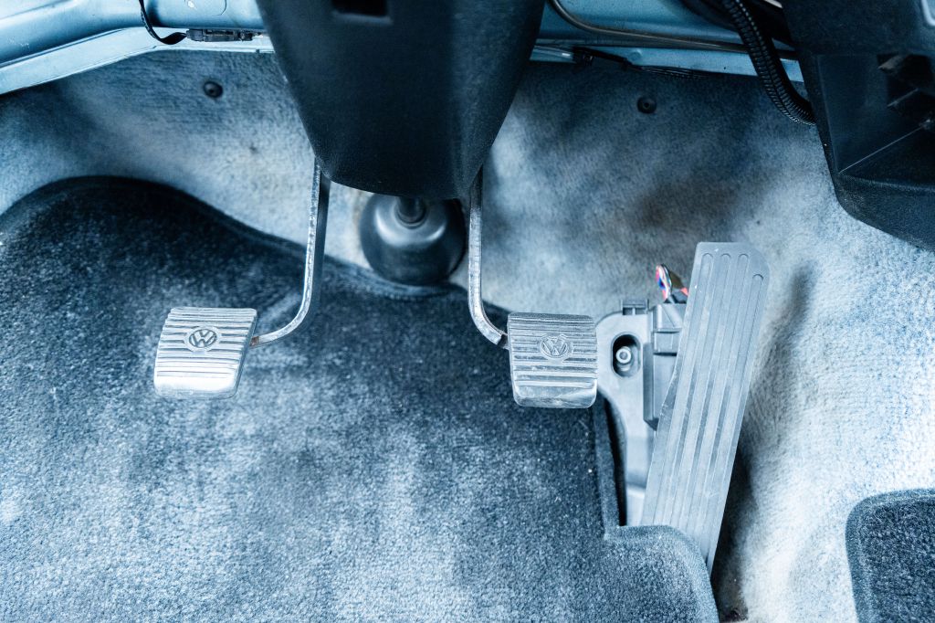 Photo 98 of this VOLKSWAGEN VANAGON