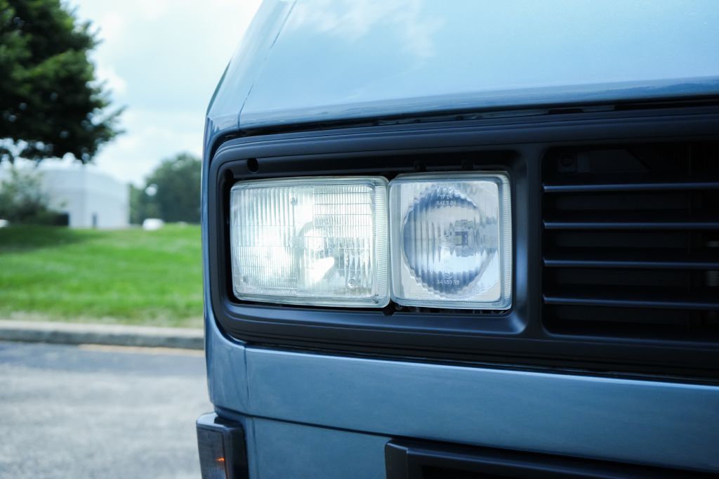 Photo 34 of this VOLKSWAGEN VANAGON