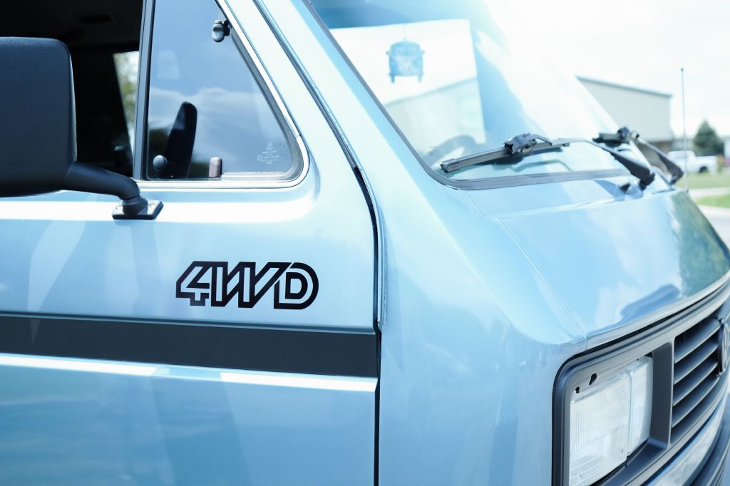 Photo 17 of this VOLKSWAGEN VANAGON