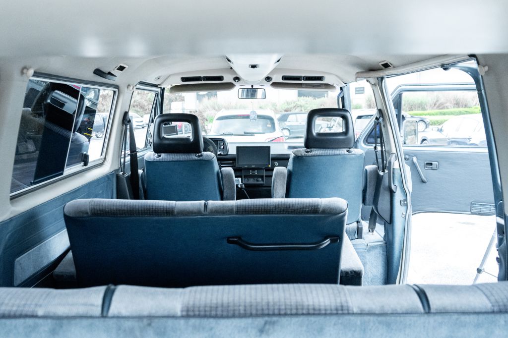 Photo 106 of this VOLKSWAGEN VANAGON