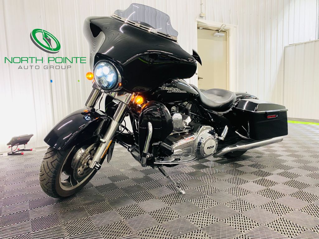 2013 HARLEY DAVIDSON STREET GLIDE