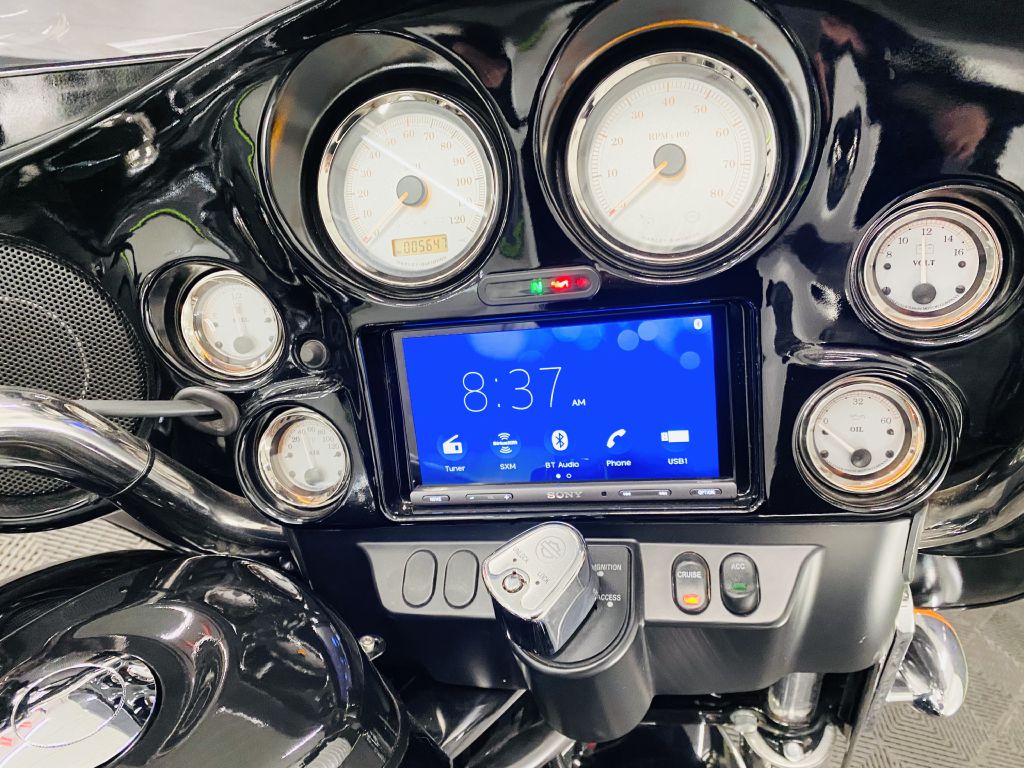 Photo 9 of this HARLEY DAVIDSON STREET GLIDE