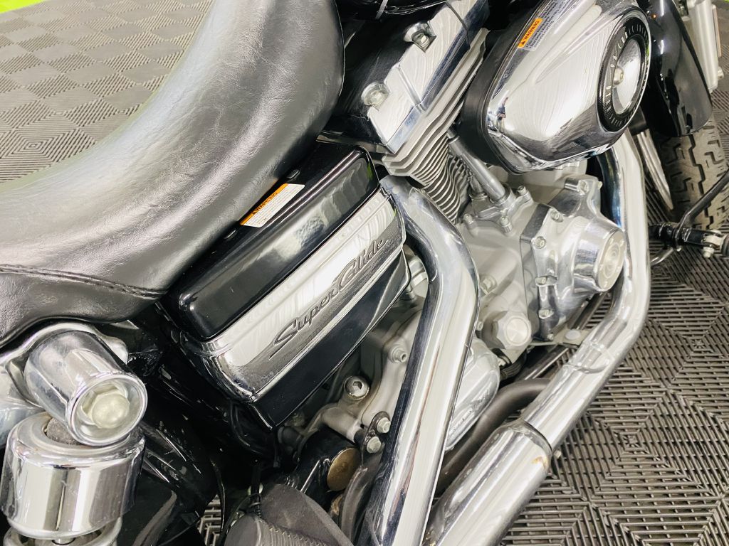 Photo 9 of this HARLEY DAVIDSON SUPER GLIDE
