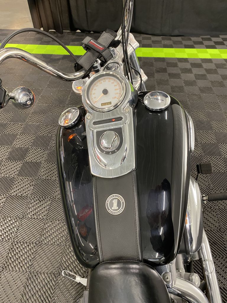 Photo 10 of this HARLEY DAVIDSON SUPER GLIDE
