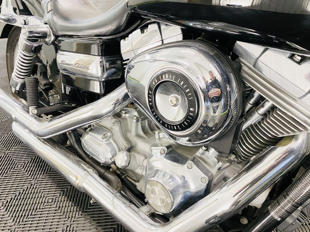 Photo 13 of this HARLEY DAVIDSON SUPER GLIDE