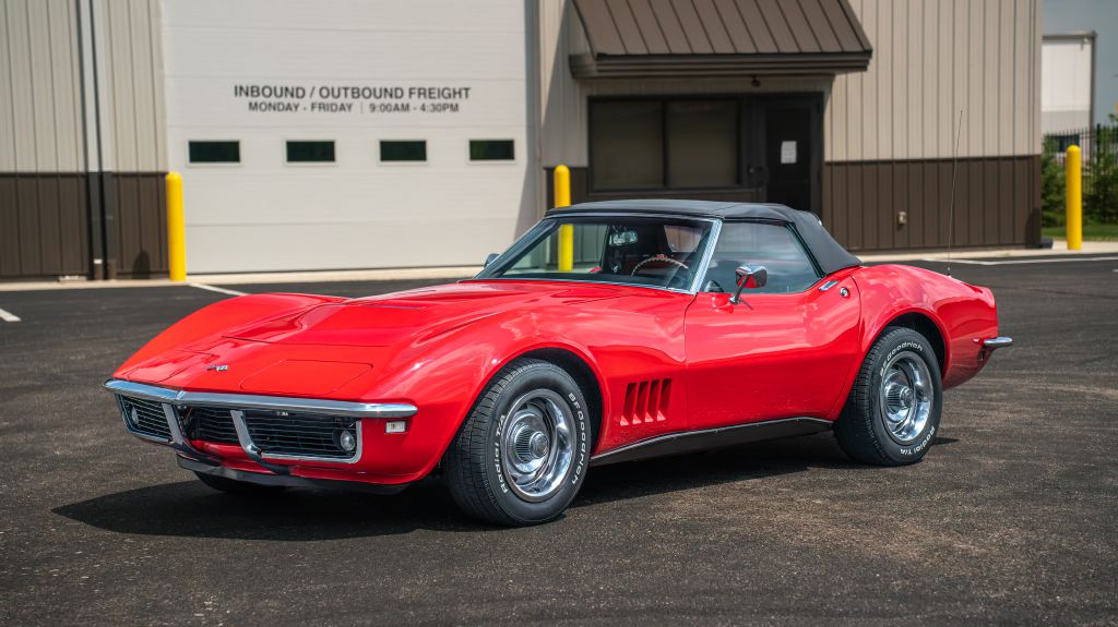 1968 CHEVROLET CORVETTE