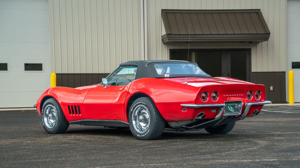 Photo 7 of this CHEVROLET CORVETTE