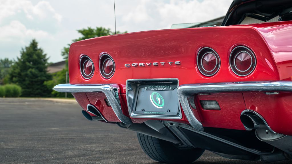 Photo 13 of this CHEVROLET CORVETTE