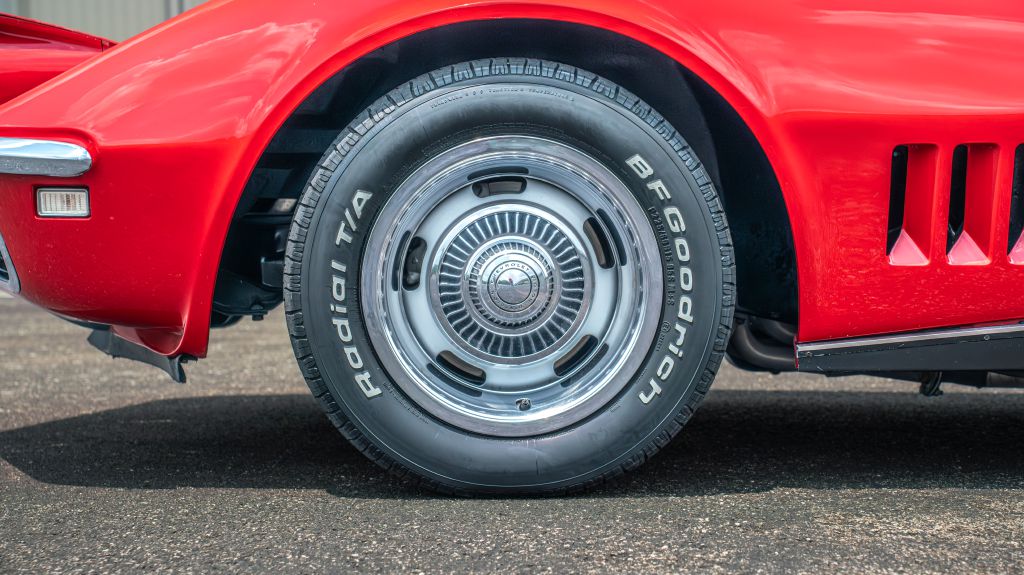 Photo 18 of this CHEVROLET CORVETTE