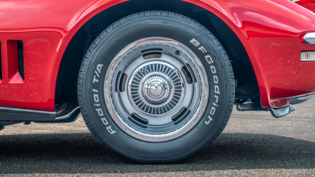 Photo 21 of this CHEVROLET CORVETTE