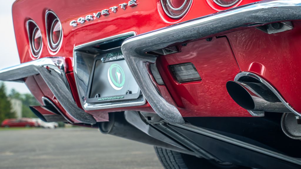 Photo 24 of this CHEVROLET CORVETTE