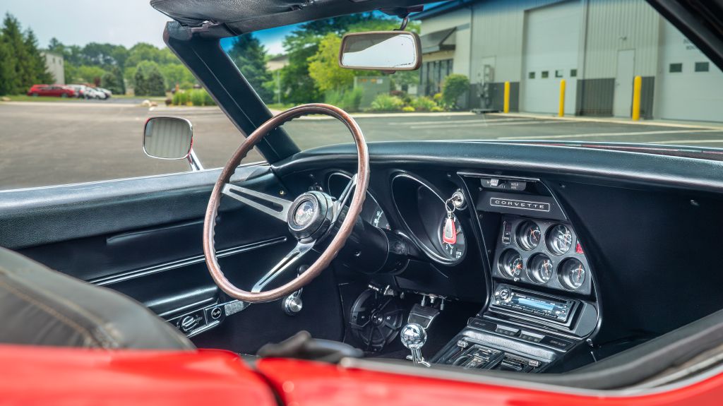 Photo 25 of this CHEVROLET CORVETTE