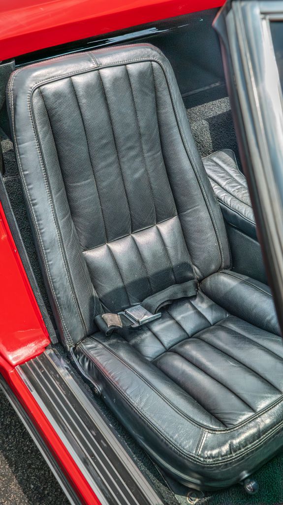 Photo 34 of this CHEVROLET CORVETTE