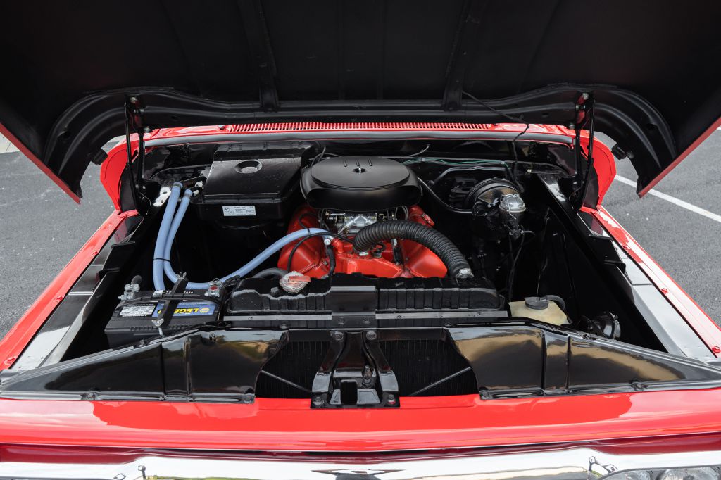 Photo 106 of this GMC K1500