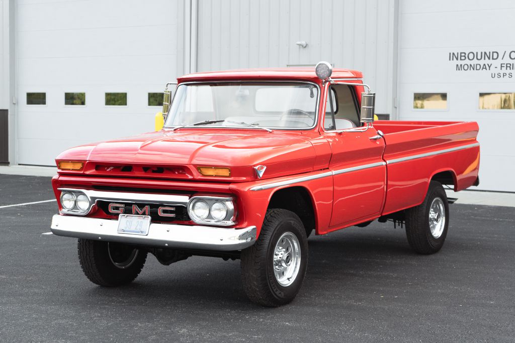 Photo 4 of this GMC K1500
