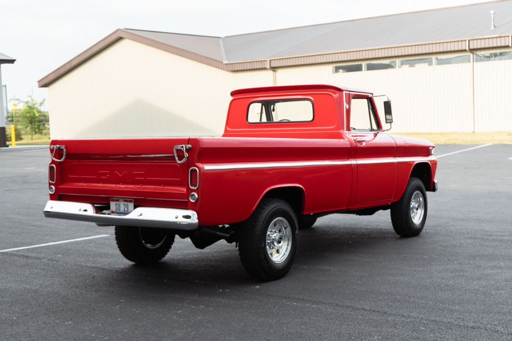 Photo 8 of this GMC K1500