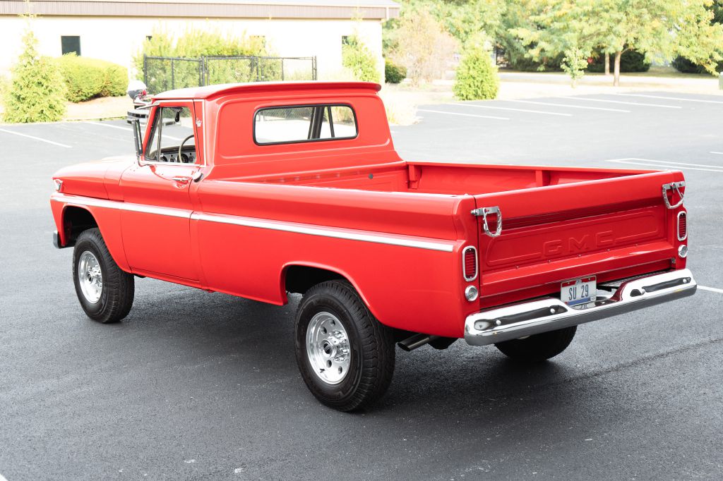 Photo 11 of this GMC K1500