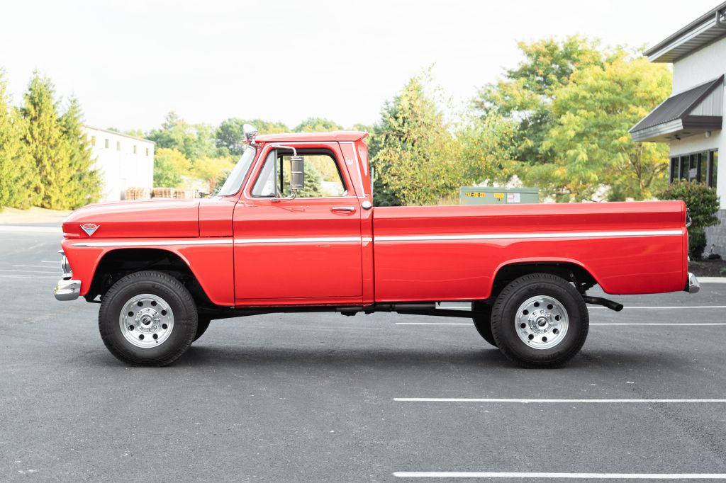 Photo 12 of this GMC K1500