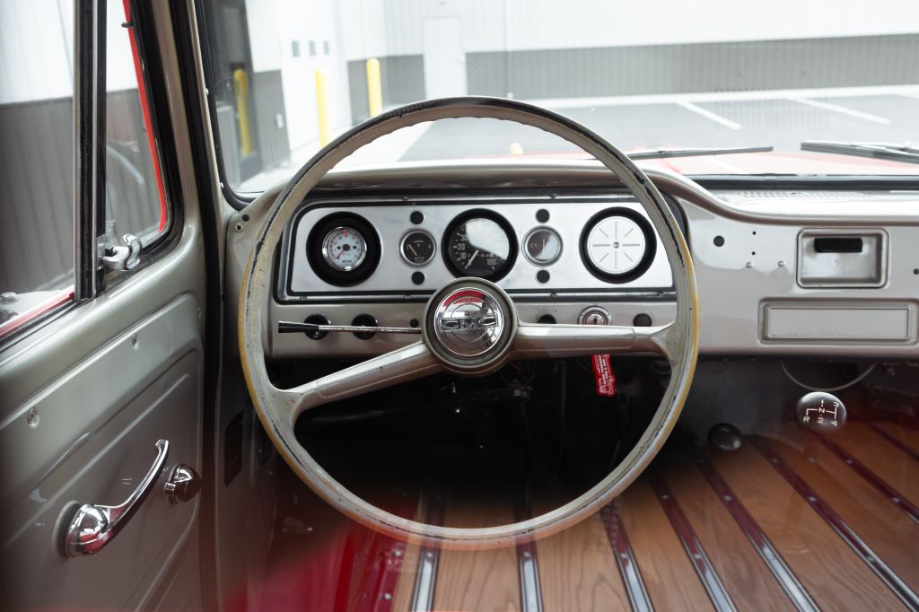 Photo 19 of this GMC K1500