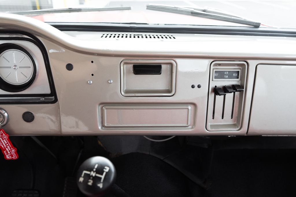 Photo 29 of this GMC K1500
