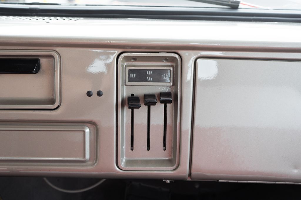 Photo 30 of this GMC K1500