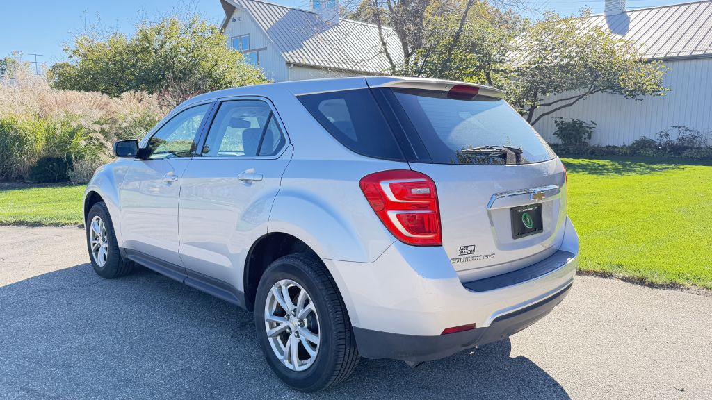 Photo 3 of this CHEVY EQUINOX