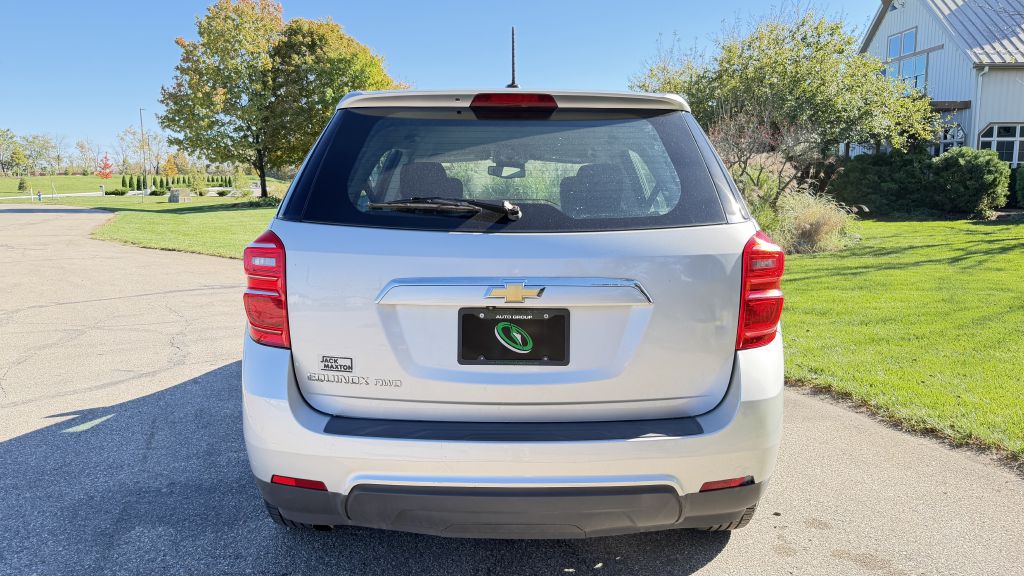 Photo 4 of this CHEVY EQUINOX
