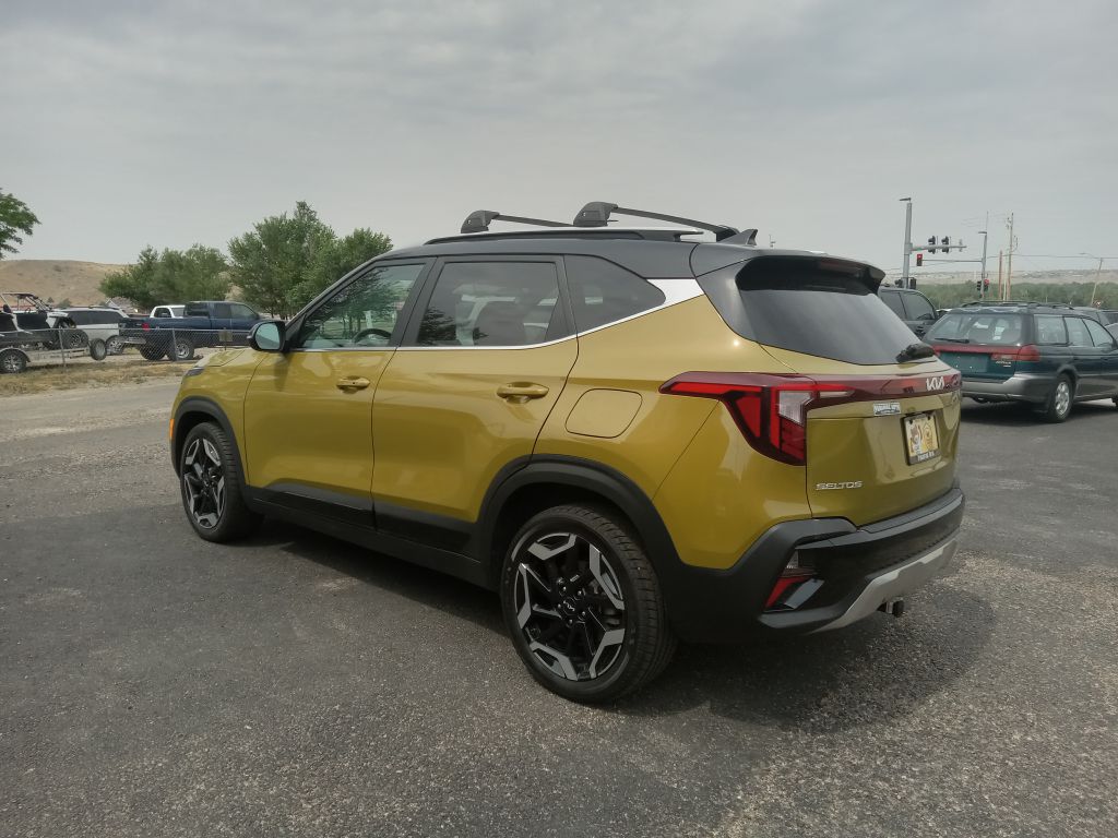Photo 3 of this KIA SELTOS