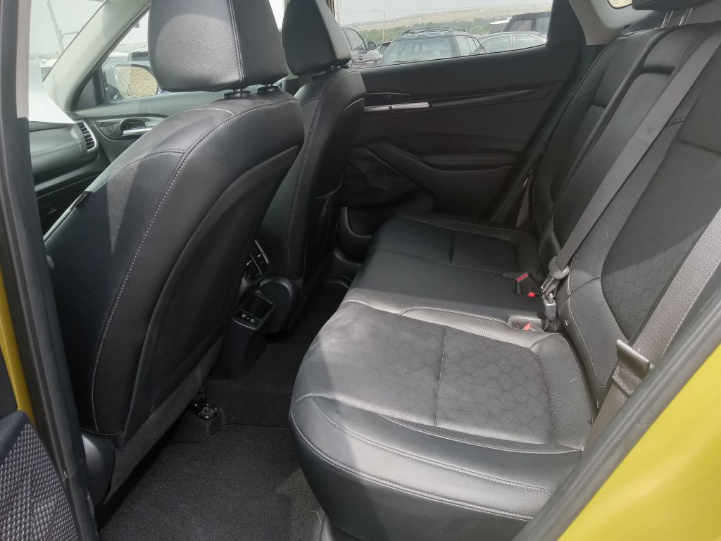Photo 14 of this KIA SELTOS