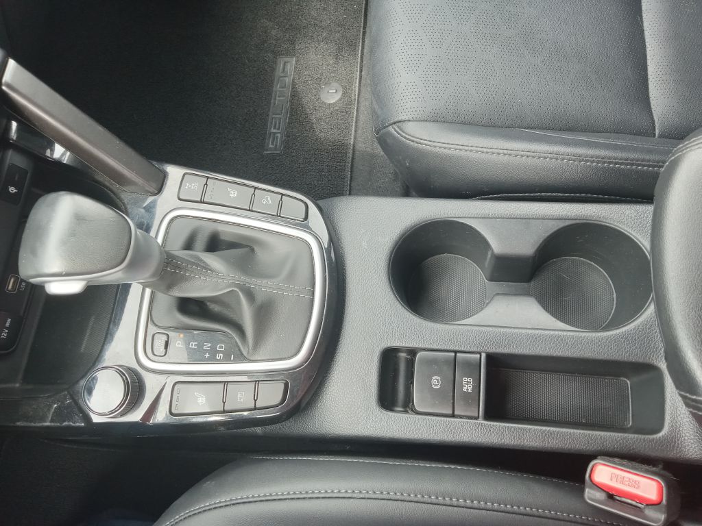 Photo 27 of this KIA SELTOS