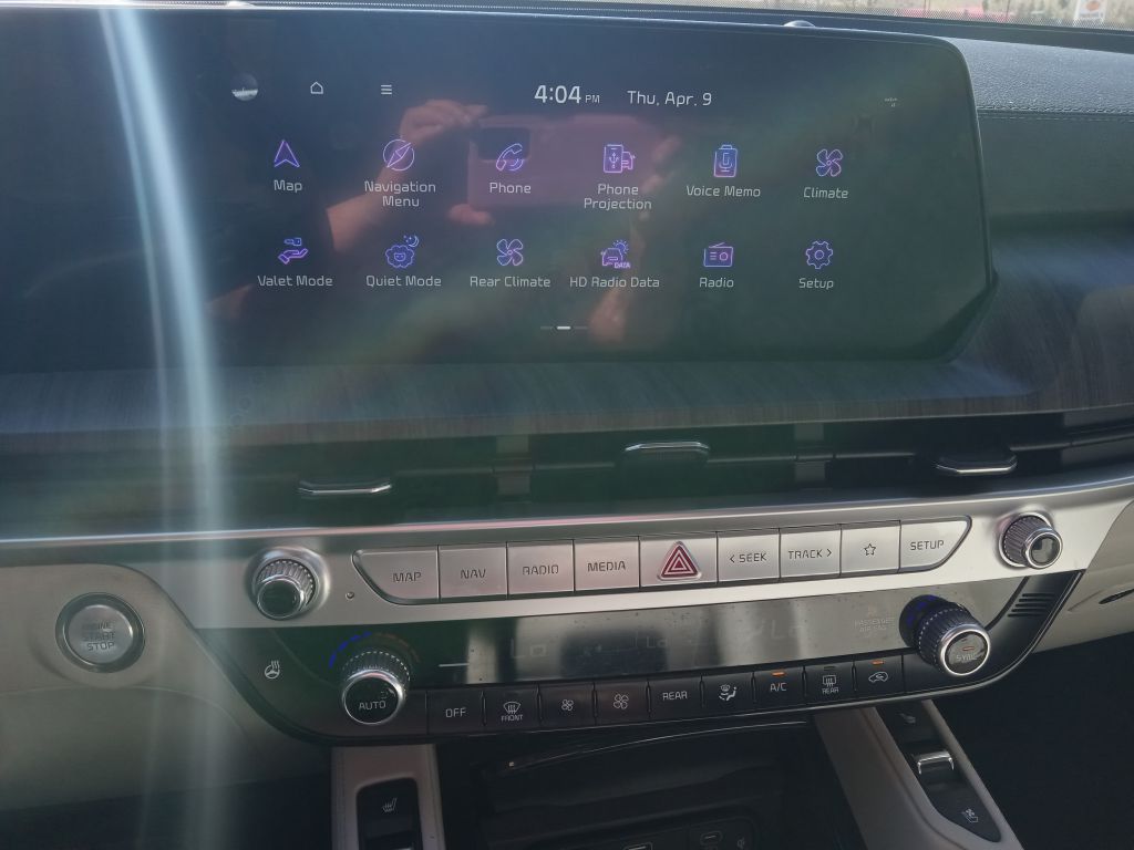 Photo 27 of this KIA TELLURIDE