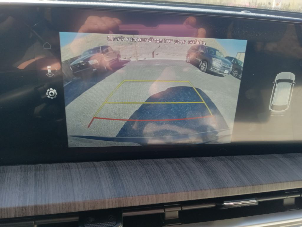 Photo 32 of this KIA TELLURIDE