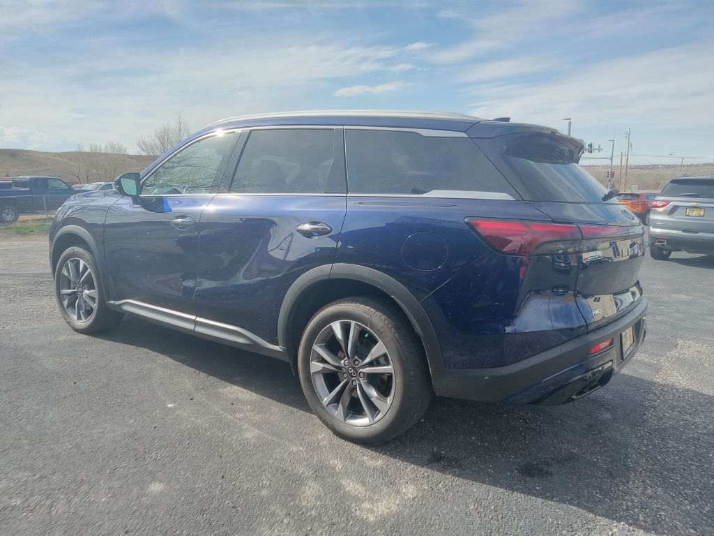 Photo 3 of this INFINITI QX60
