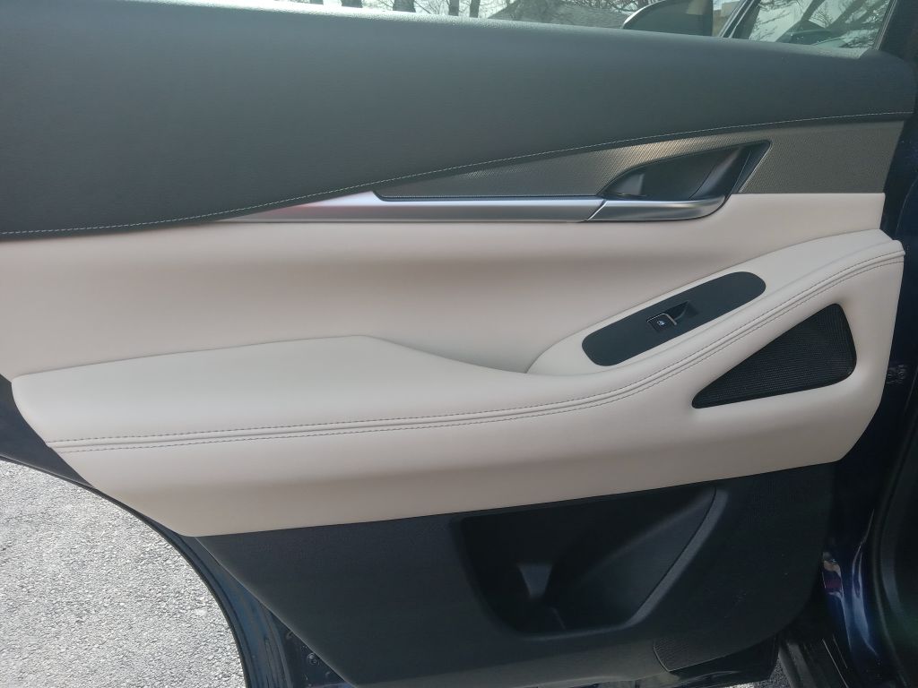 Photo 13 of this INFINITI QX60
