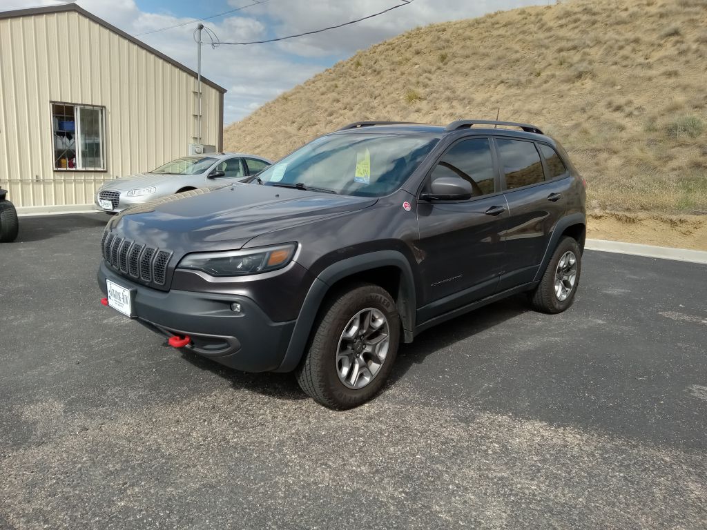 View vehicle photo 5