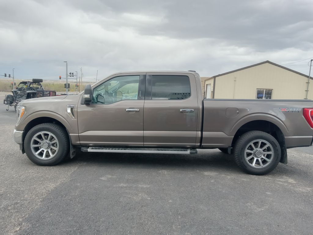 Photo 2 of this FORD F150