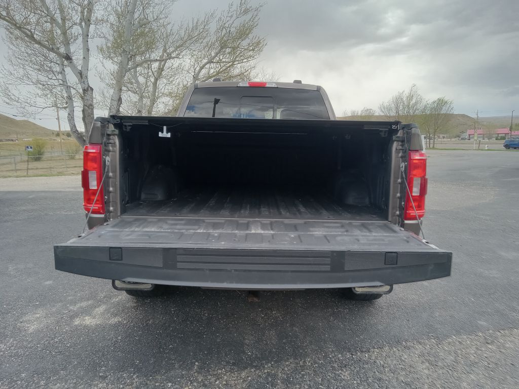 Photo 5 of this FORD F150