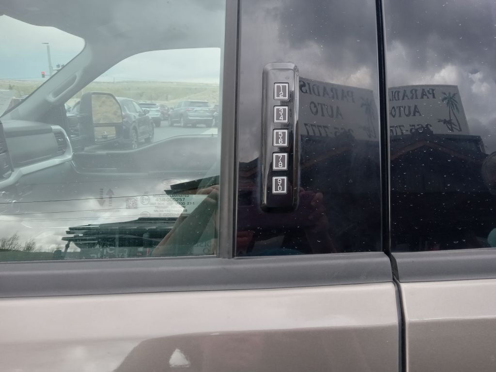 Photo 11 of this FORD F150