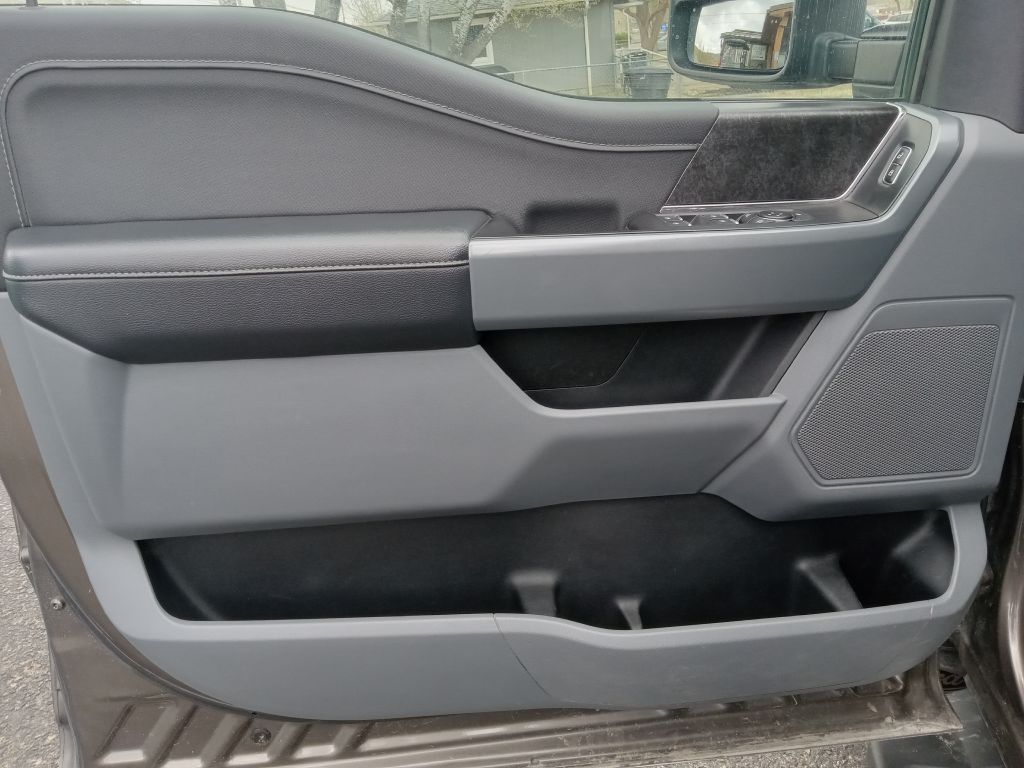 Photo 14 of this FORD F150