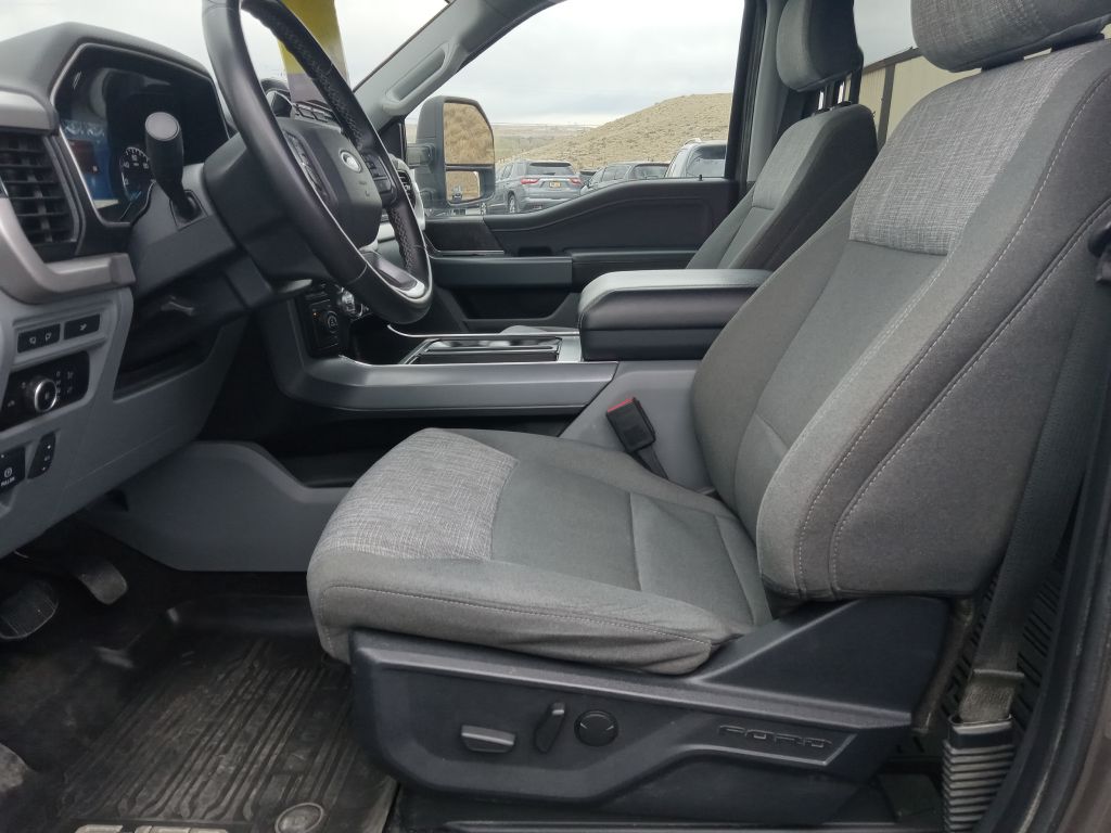 Photo 15 of this FORD F150