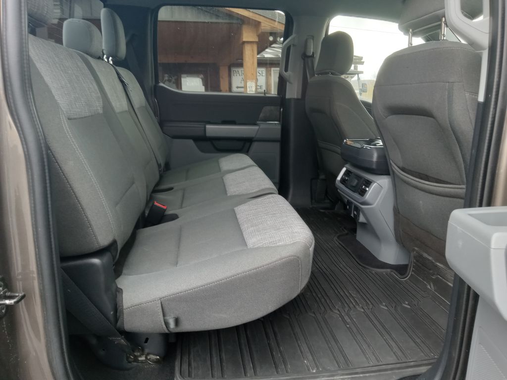 Photo 21 of this FORD F150