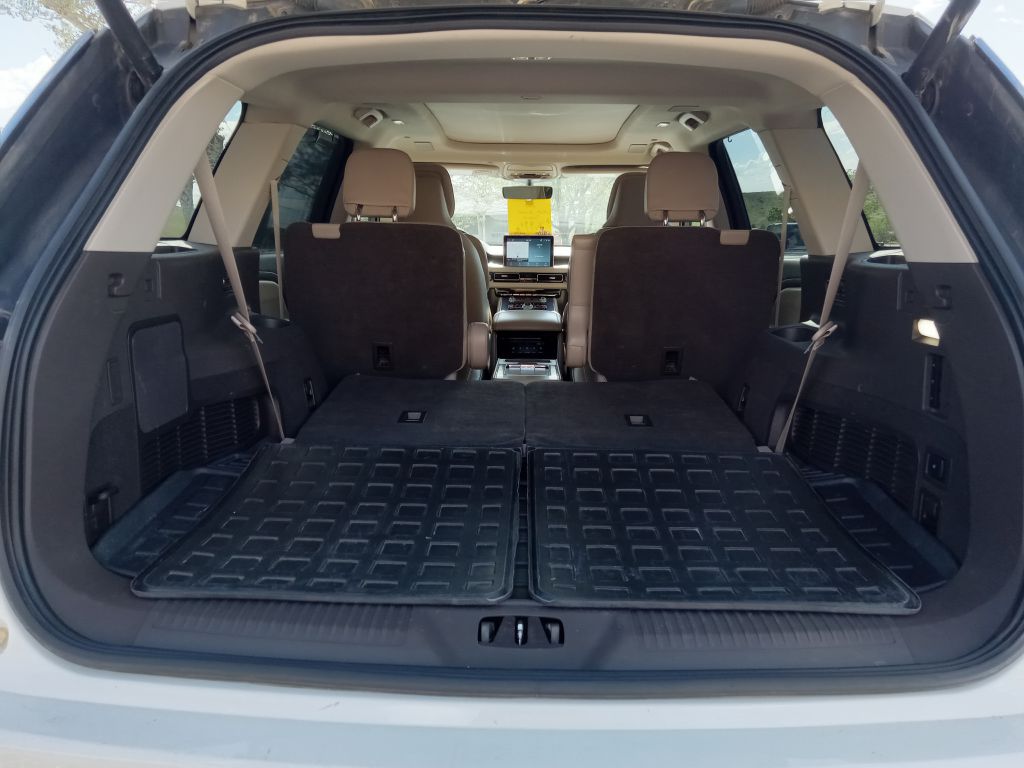 Photo 20 of this LINCOLN AVIATOR